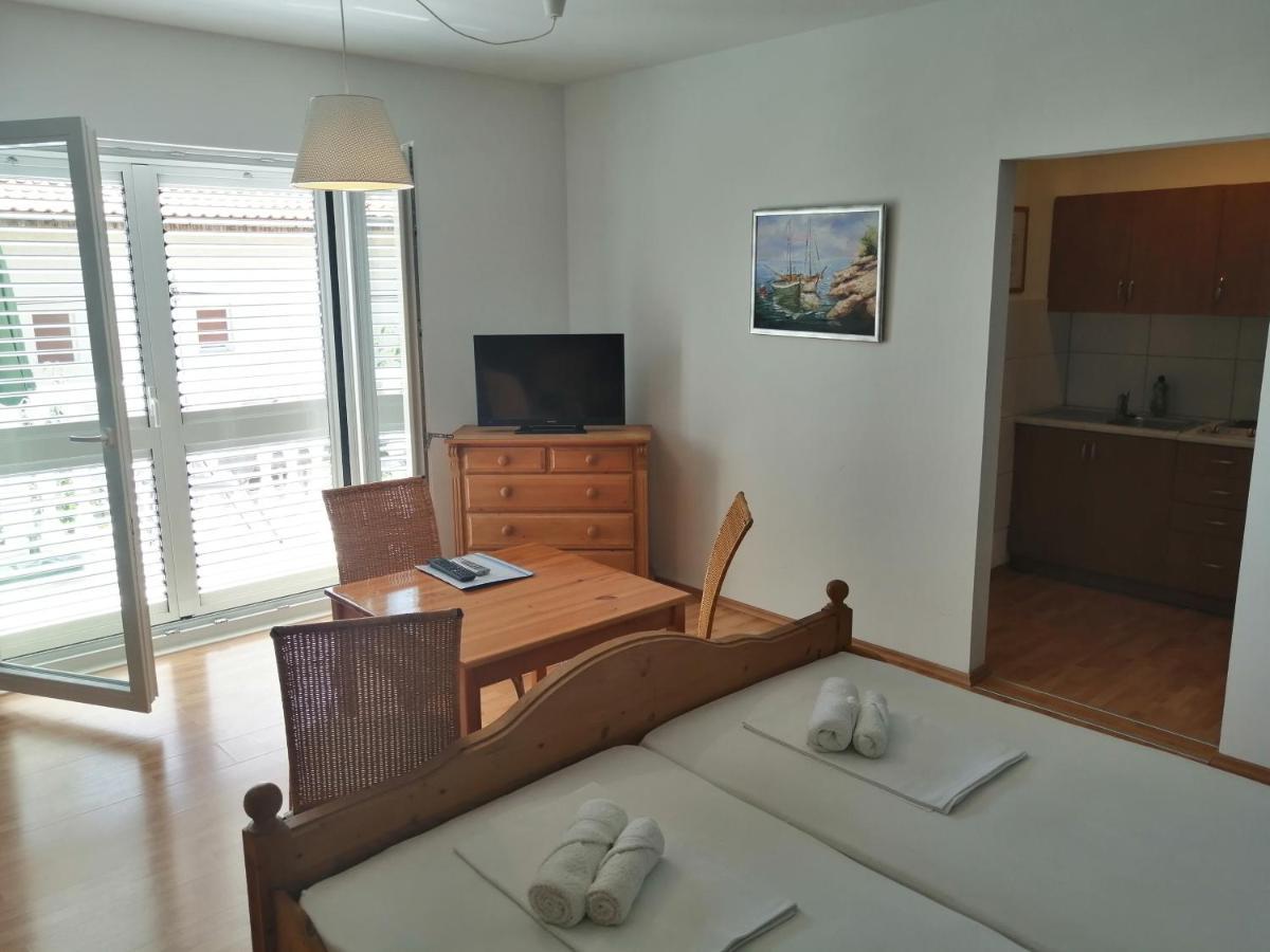 Apartments Villa Broca Brodarica  Ngoại thất bức ảnh