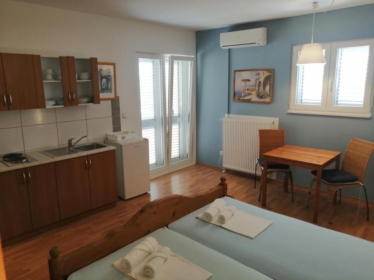 Apartments Villa Broca Brodarica  Phòng bức ảnh