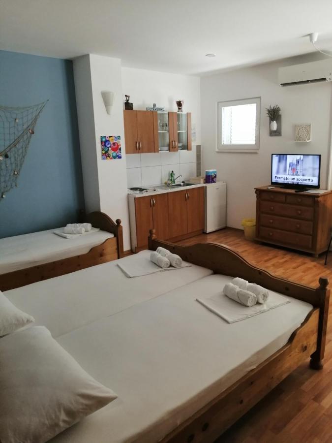 Apartments Villa Broca Brodarica  Phòng bức ảnh