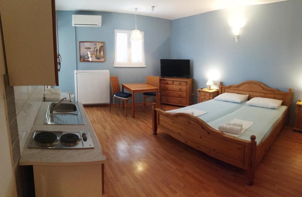 Apartments Villa Broca Brodarica  Phòng bức ảnh