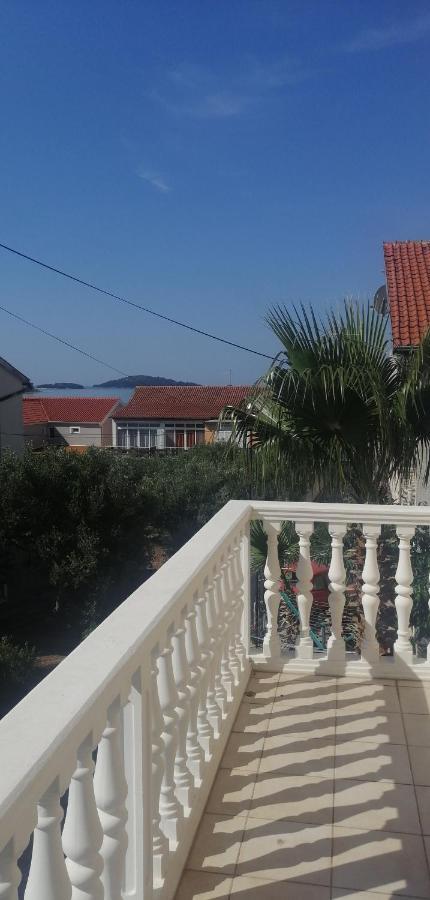 Apartments Villa Broca Brodarica  Ngoại thất bức ảnh